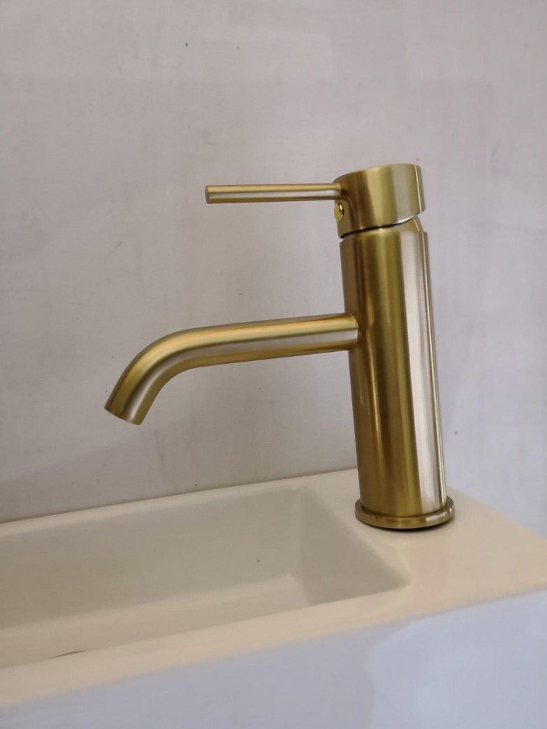 2025 New slim round style basin mount tap low faucet matte black tap mixer spout